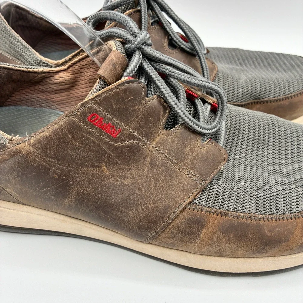 OluKai Makia Leather Boat Shoes Mens 9 EU 42 Brown Gray Lace Up Sneakers